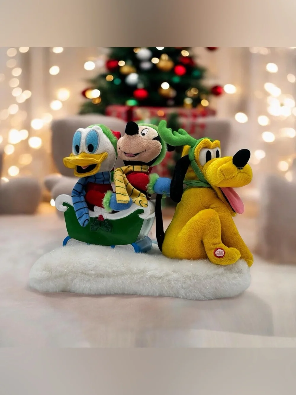 Gemmy Disney Pluto Mickey Mouse Donald 2004 plush animated Xmas figure